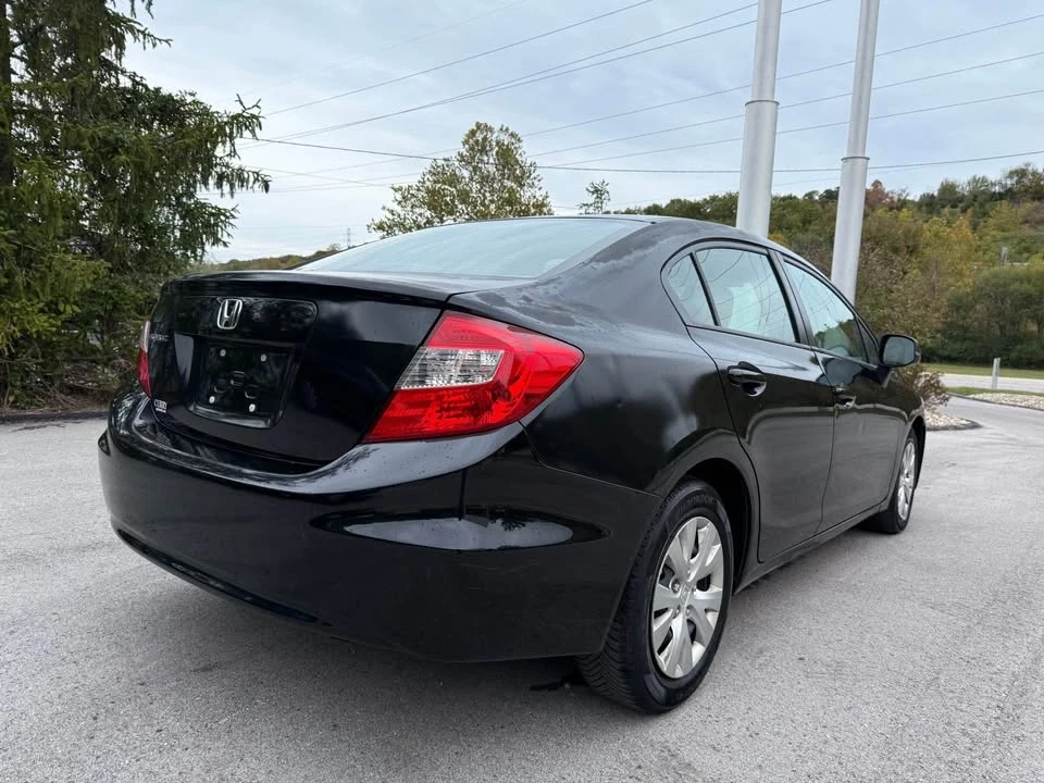 2012 Honda Civic 9th Gen - Image 3 of 12