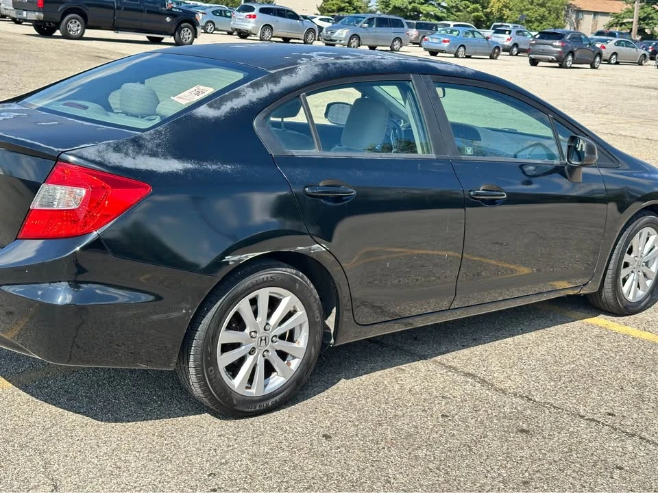 2012 Honda Civic 9th Gen - Image 10 of 15