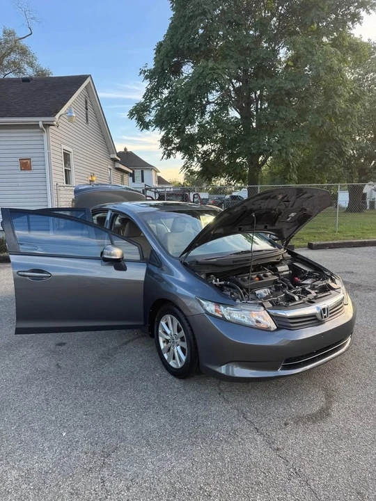 2012 Honda Civic 9th Gen - Image 9 of 20
