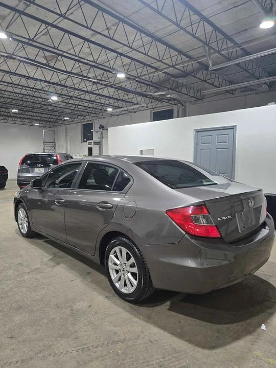 2012 Honda Civic 9th Gen - Image 4 of 8