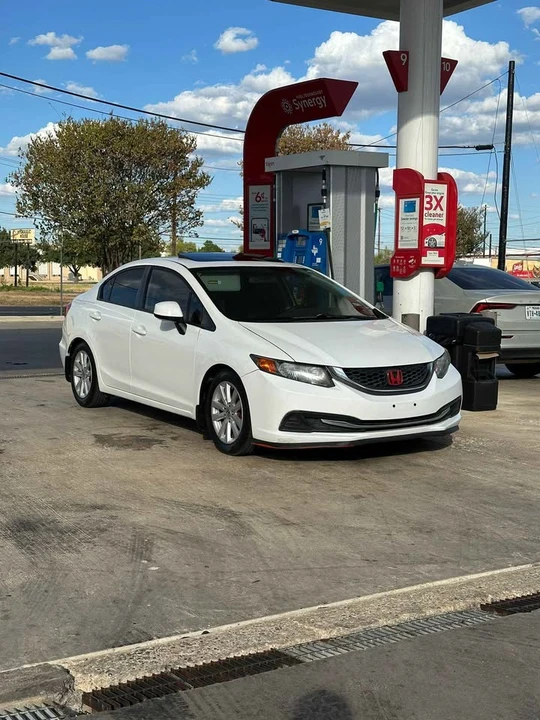 2012 Honda Civic 9th Gen - Image 13 of 20