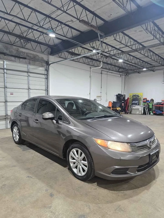 2012 Honda Civic 9th Gen - Image 2 of 8