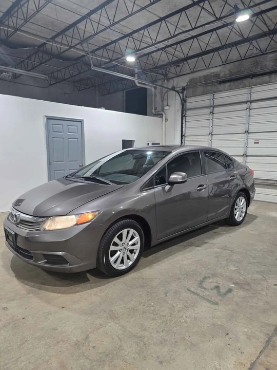 2012 Honda Civic 9th Gen - Image 3 of 8