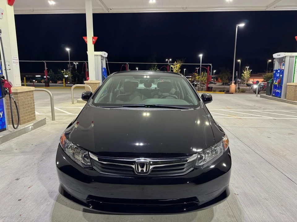 2012 Honda Civic 9th Gen - Image 4 of 8