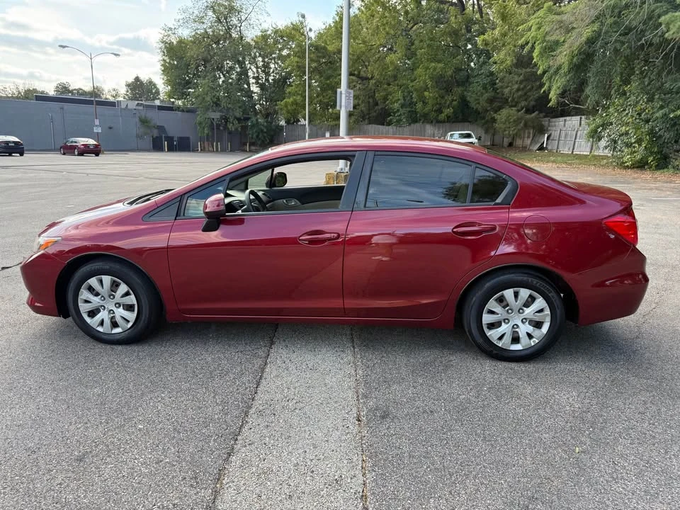 2012 Honda Civic 9th Gen - Image 6 of 8