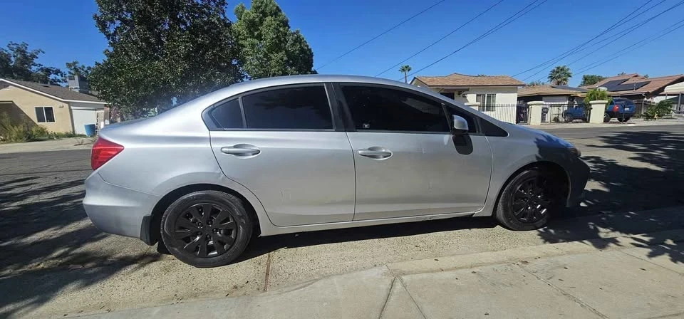 2012 Honda Civic 9th Gen - Image 8 of 12