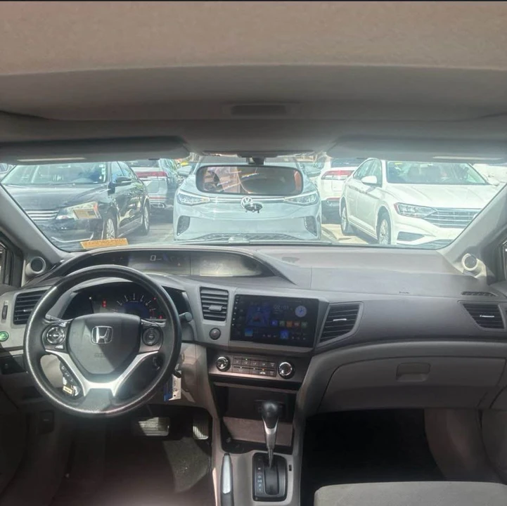 2012 Honda Civic 9th Gen - Image 2 of 4