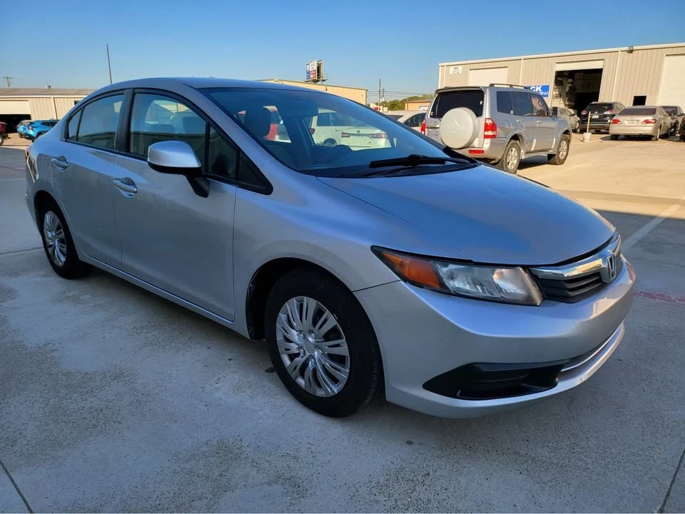 2012 Honda Civic 9th Gen - Image 8 of 20