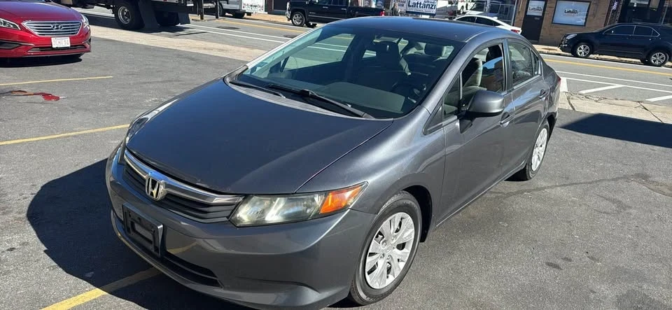 2012 Honda Civic 9th Gen - Image 10 of 19