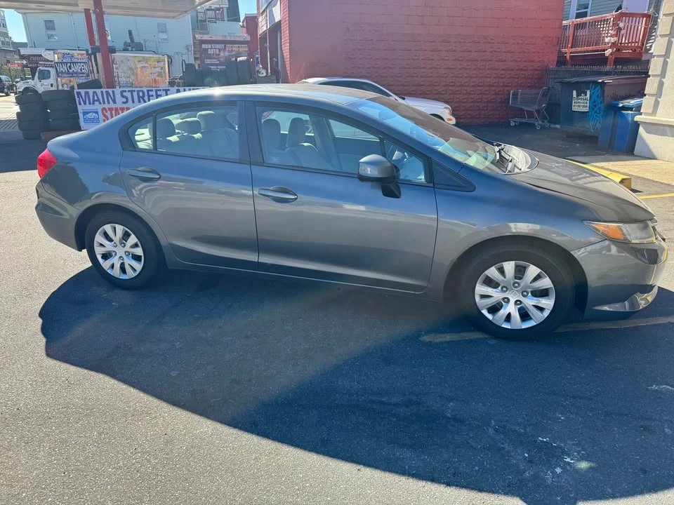 2012 Honda Civic 9th Gen - Image 13 of 19