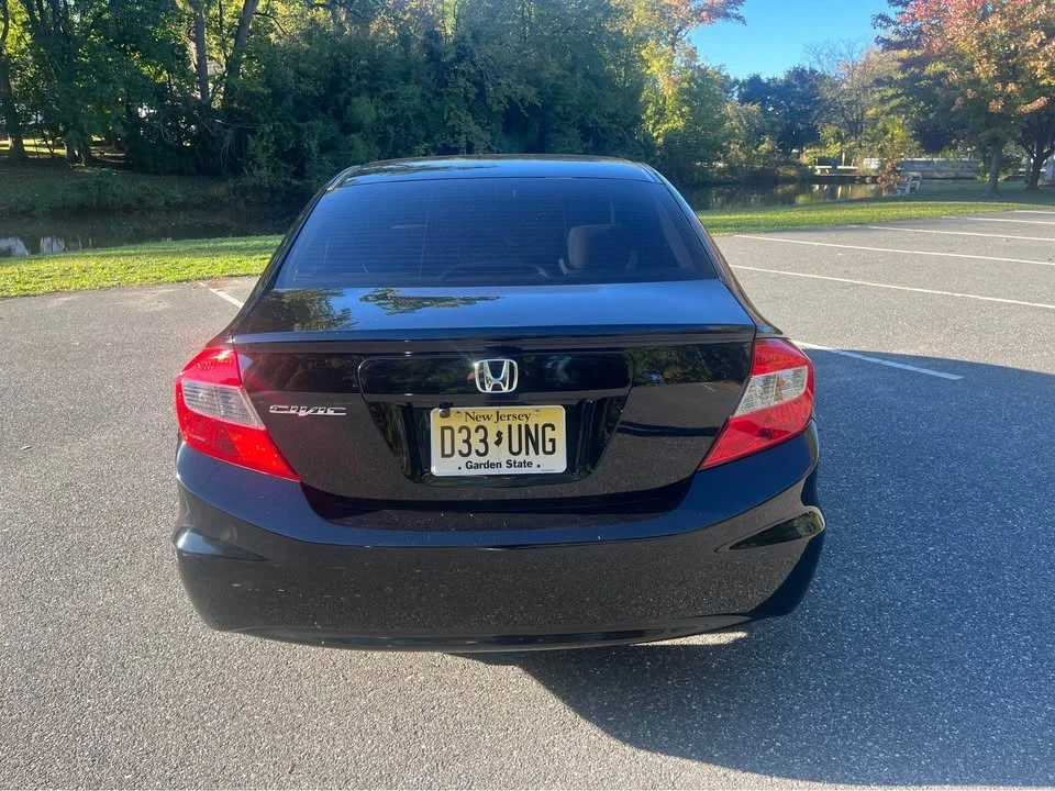 2012 Honda Civic 9th Gen - Image 4 of 15