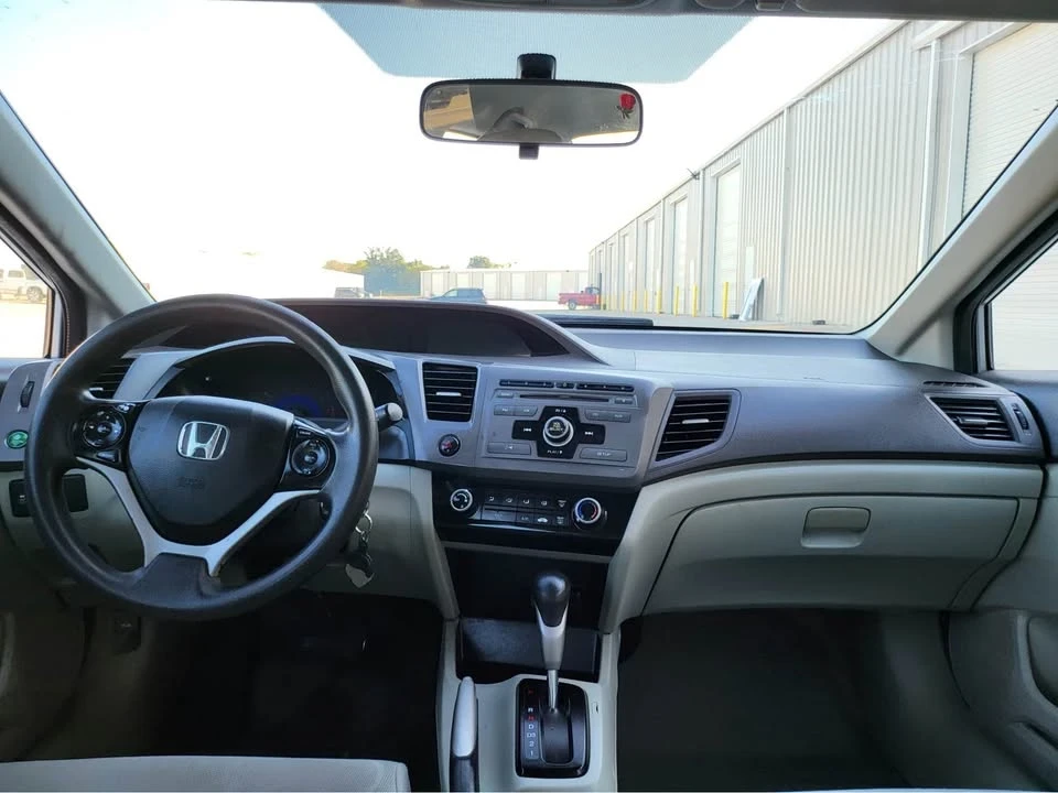 2012 Honda Civic 9th Gen - Image 9 of 20