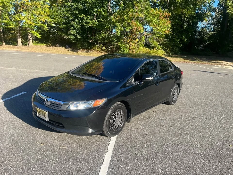 2012 Honda Civic 9th Gen - Image 3 of 15