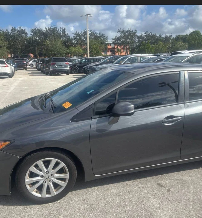 2012 Honda Civic 9th Gen - Image 3 of 4