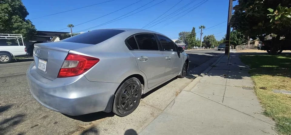 2012 Honda Civic 9th Gen - Image 6 of 12