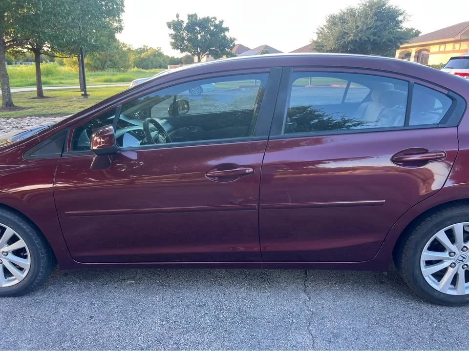 2012 Honda Civic 9th Gen - Image 6 of 13