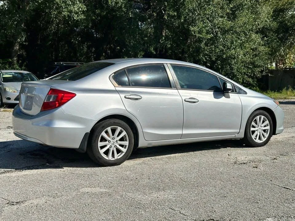 2012 Honda Civic 9th Gen - Image 2 of 14