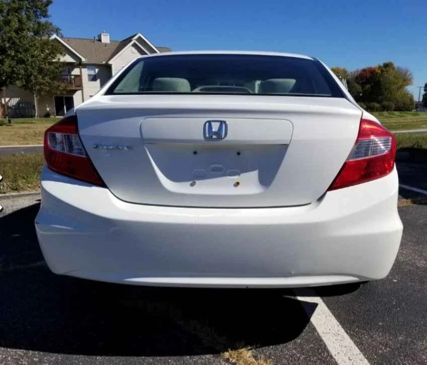 2012 Honda Civic 9th Gen - Image 5 of 14