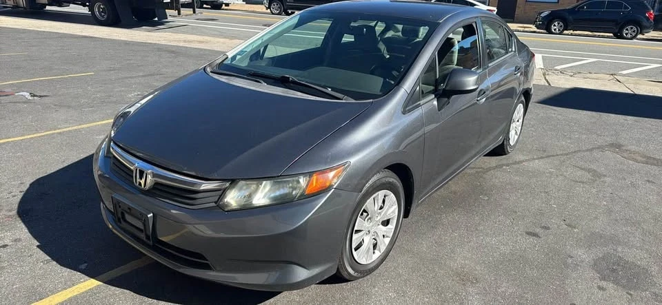 2012 Honda Civic 9th Gen - Image 11 of 19