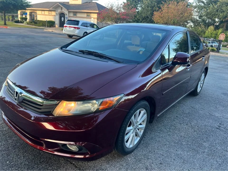 2012 Honda Civic 9th Gen - Image 2 of 13