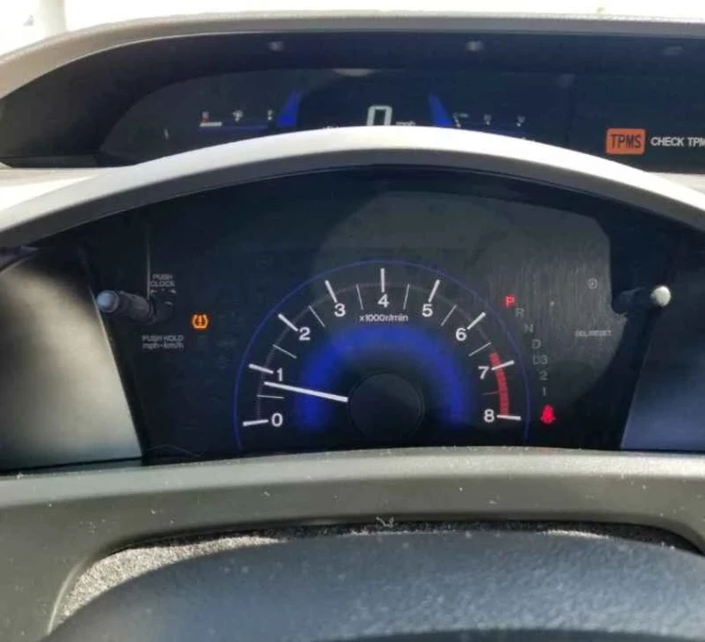 2012 Honda Civic 9th Gen - Image 8 of 14