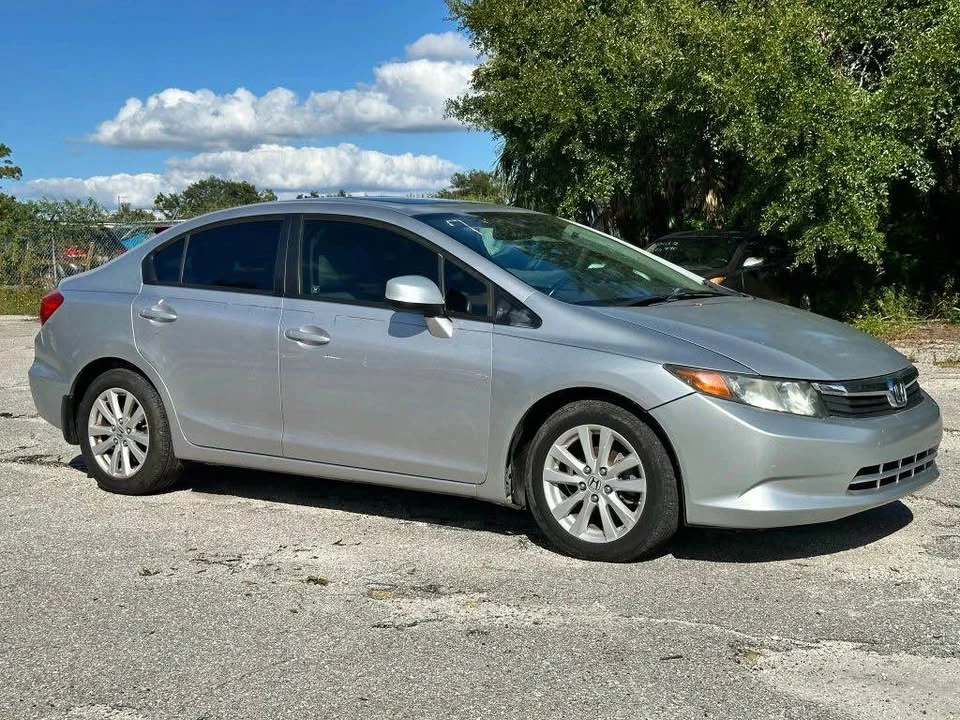 2012 Honda Civic 9th Gen - Image 4 of 14