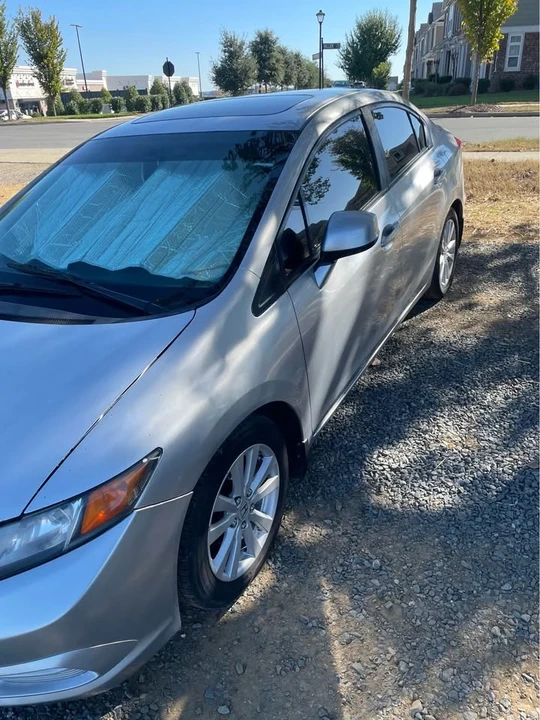 2012 Honda Civic 9th Gen - Image 4 of 6