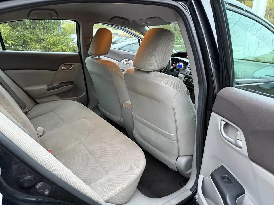 2012 Honda Civic 9th Gen - Image 9 of 12