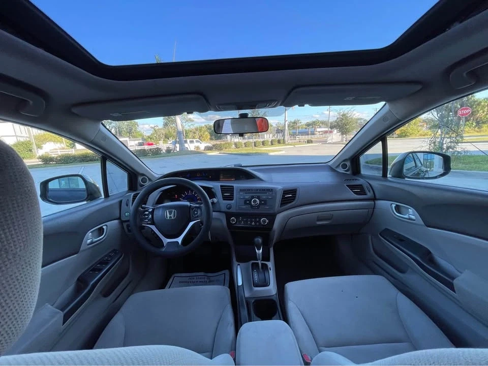 2012 Honda Civic 9th Gen - Image 9 of 18