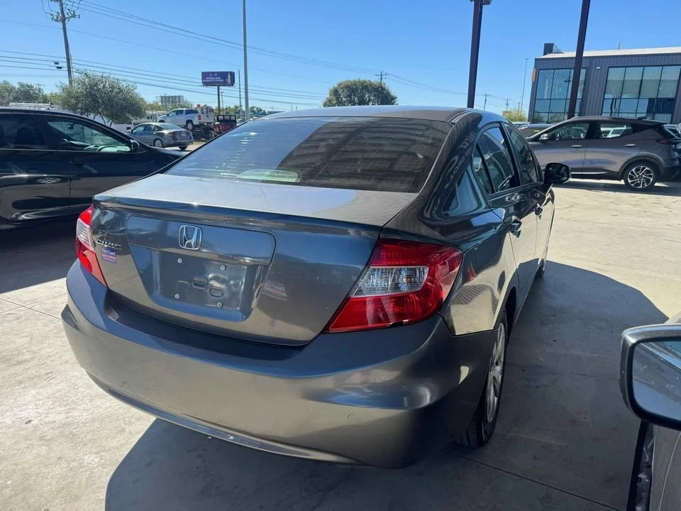 2012 Honda Civic 9th Gen - Image 5 of 7
