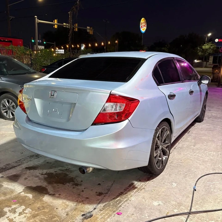 2012 Honda Civic 9th Gen - Image 4 of 8