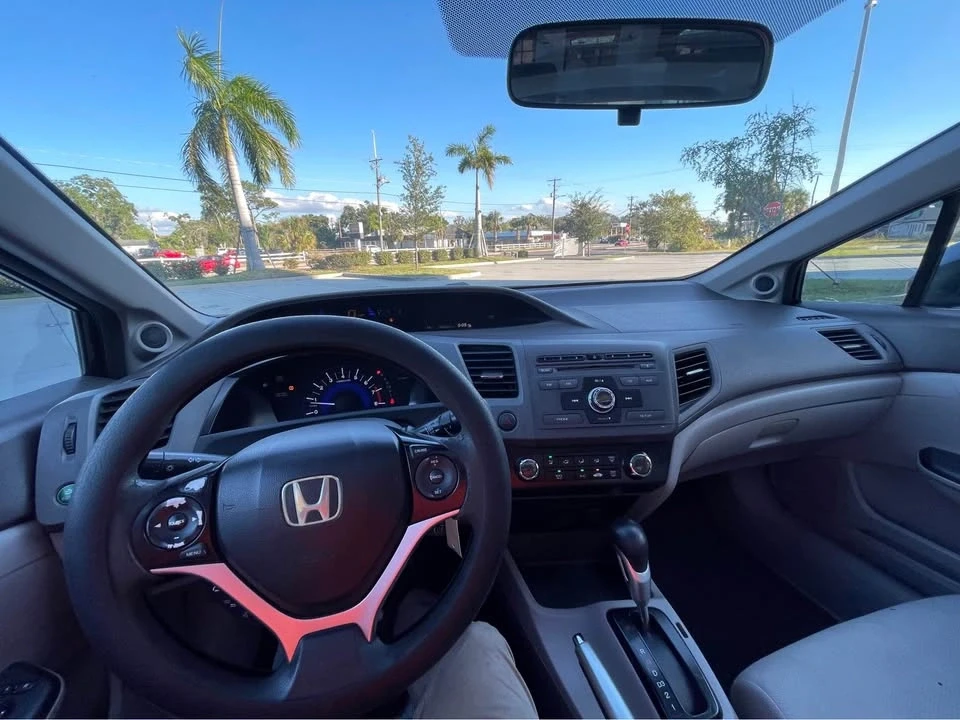 2012 Honda Civic 9th Gen - Image 6 of 18