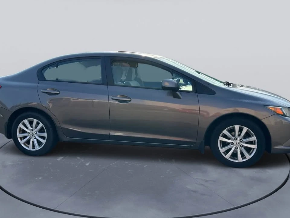 2012 Honda Civic 9th Gen - Image 3 of 15