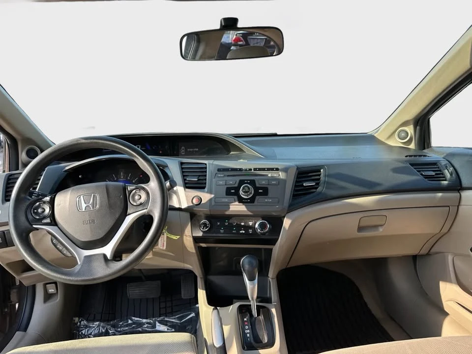 2012 Honda Civic 9th Gen - Image 9 of 15
