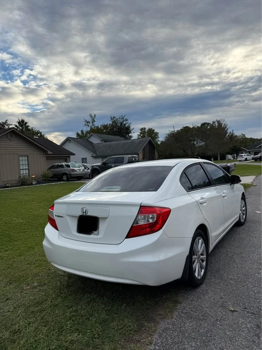 2012 Honda Civic 9th Gen - Image 4 of 16