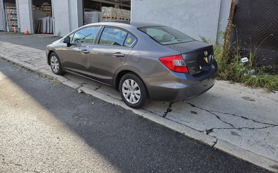 2012 Honda Civic 9th Gen - Image 7 of 10