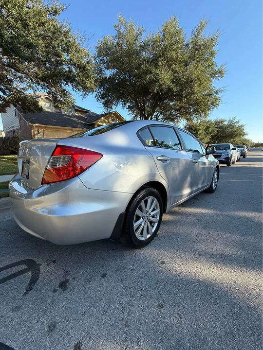 2012 Honda Civic 9th Gen - Image 8 of 16