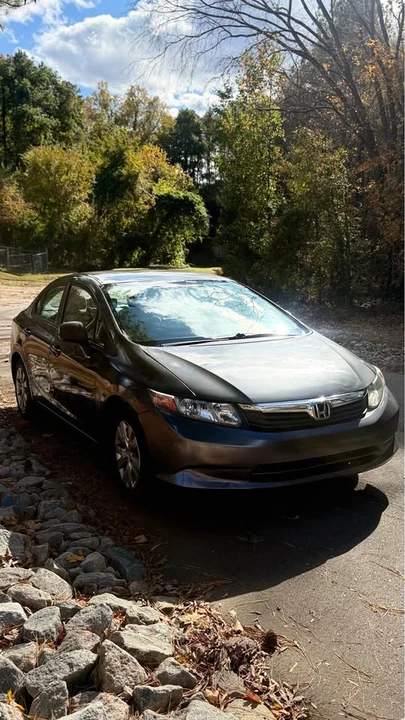 2012 Honda Civic 9th Gen - Image 2 of 6