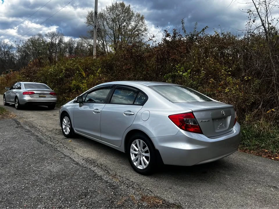2012 Honda Civic 9th Gen - Image 3 of 17