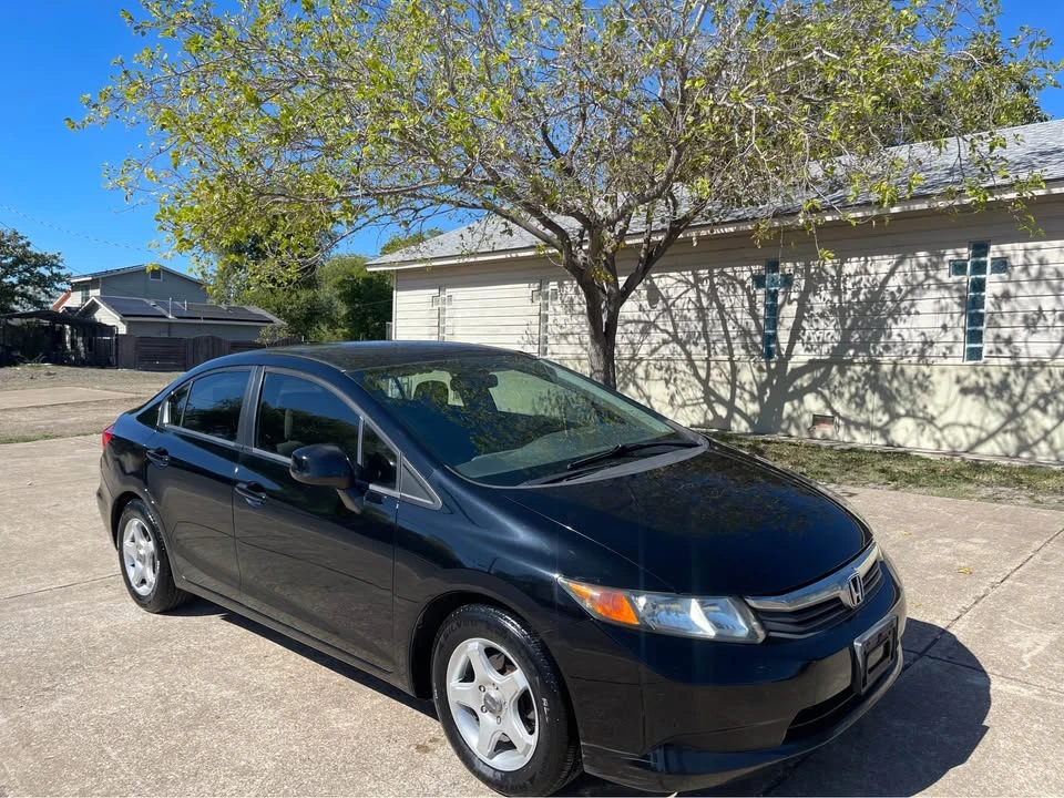 2012 Honda Civic 9th Gen - Image 4 of 17