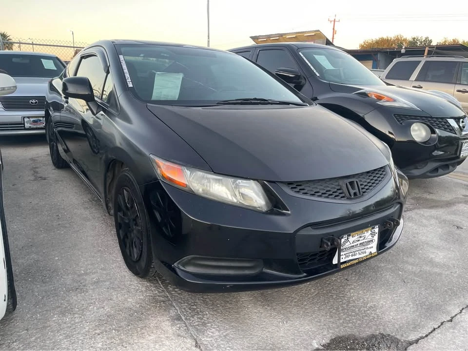 2012 Honda Civic 9th Gen - Image 2 of 5