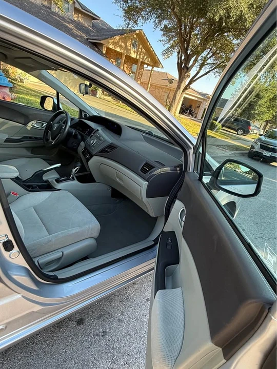 2012 Honda Civic 9th Gen - Image 14 of 16