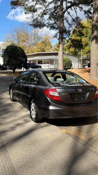 2012 Honda Civic 9th Gen - Image 4 of 6