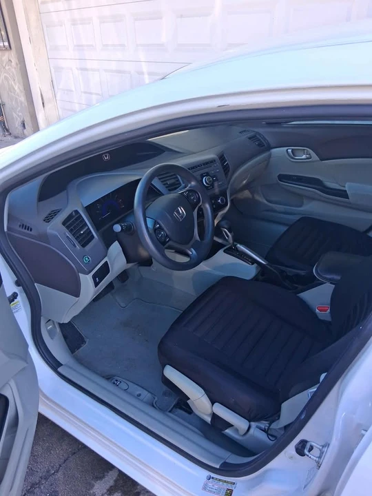 2012 Honda Civic 9th Gen - Image 10 of 17