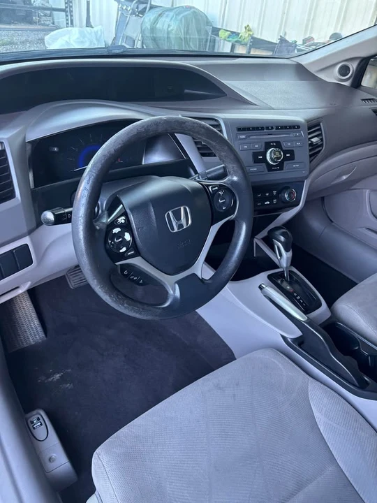 2012 Honda Civic 9th Gen - Image 5 of 7