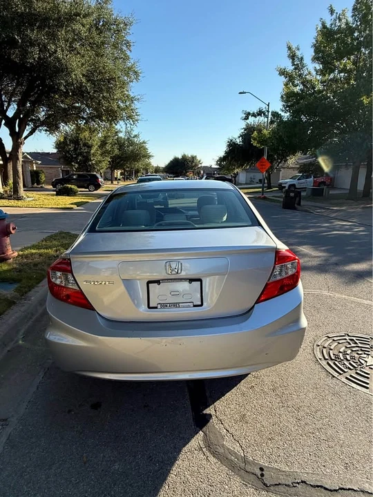 2012 Honda Civic 9th Gen - Image 9 of 16