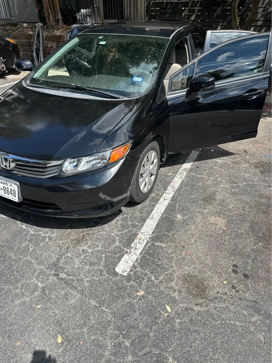 2012 Honda Civic 9th Gen - Image 4 of 5