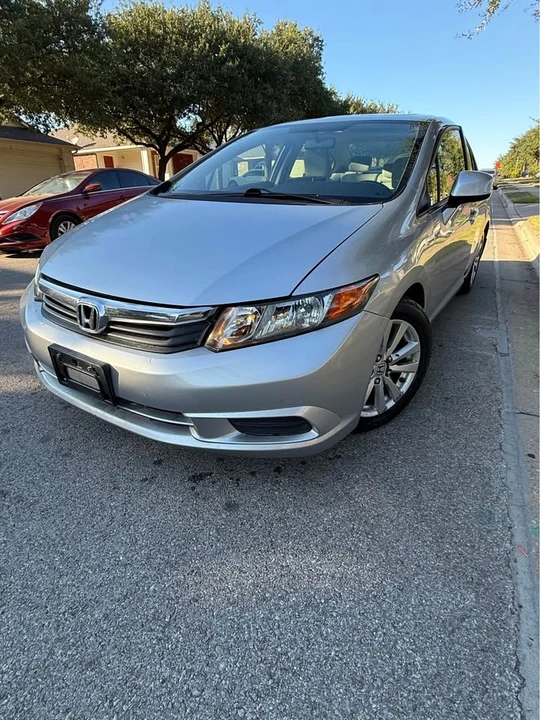 2012 Honda Civic 9th Gen - Image 2 of 16