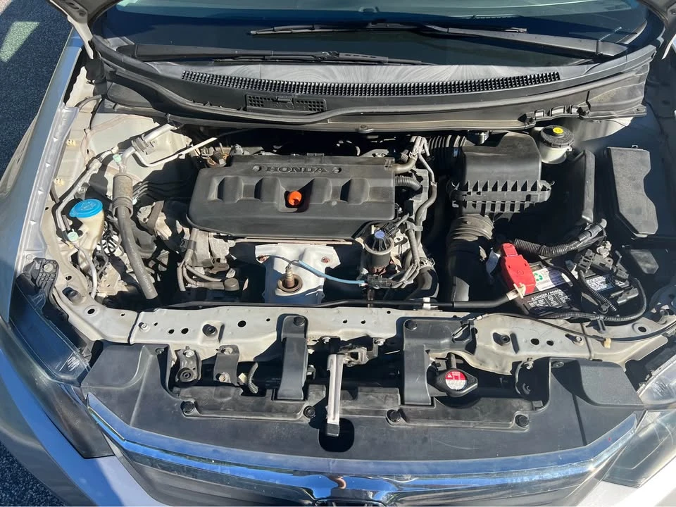 2012 Honda Civic 9th Gen - Image 9 of 11