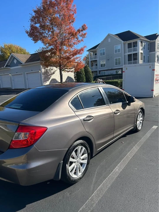 2012 Honda Civic 9th Gen - Image 3 of 10